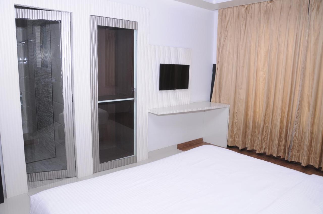 Hotel City Heart Shirdi Kamer foto