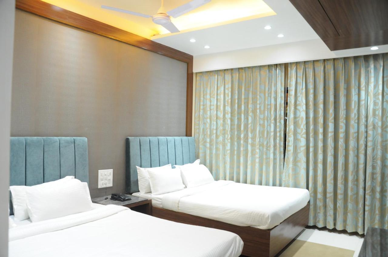 Hotel City Heart Shirdi Kamer foto