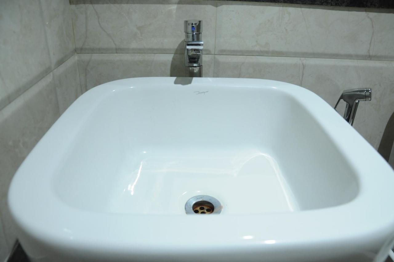 Hotel City Heart Shirdi Kamer foto